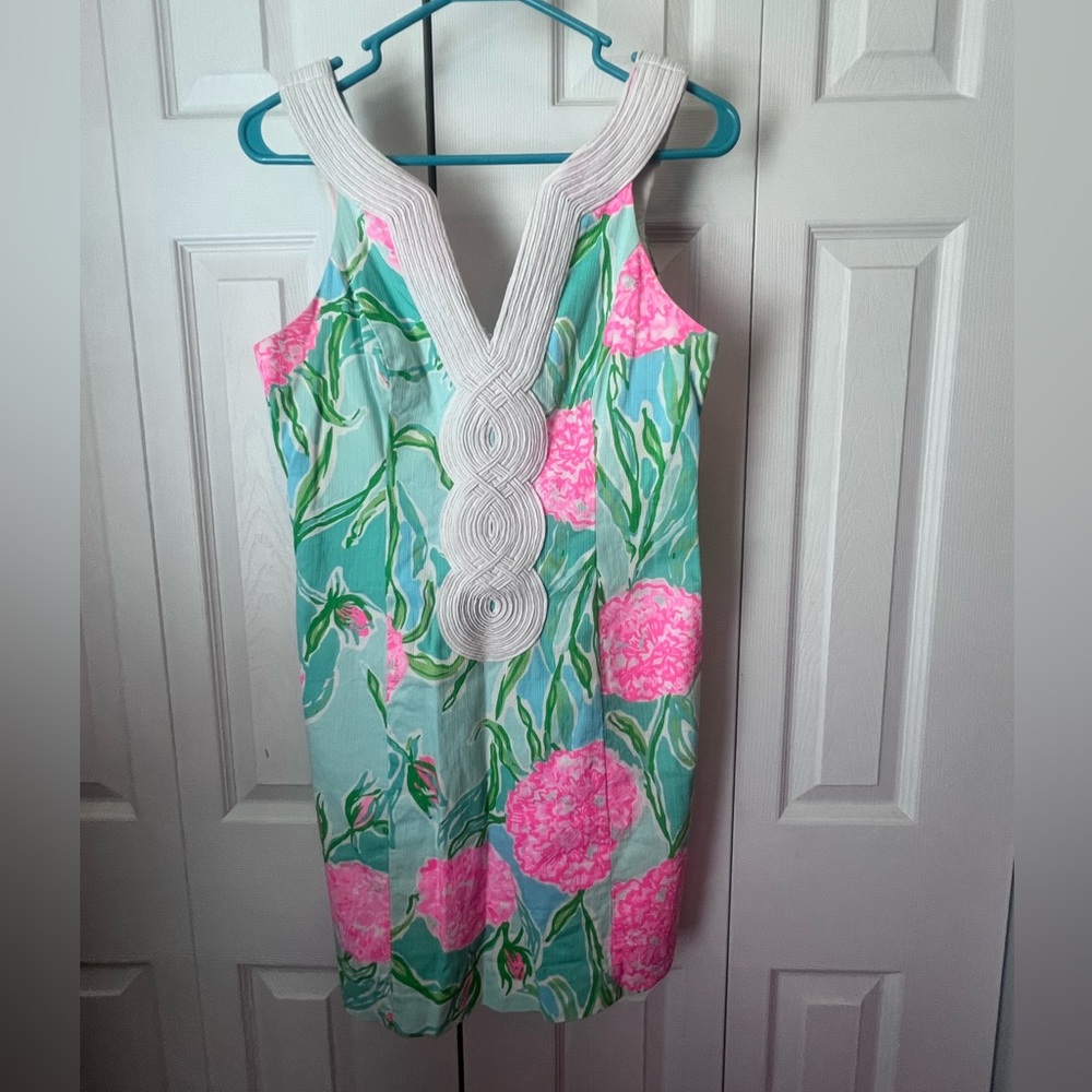 Lilly Pulitzer shift dress